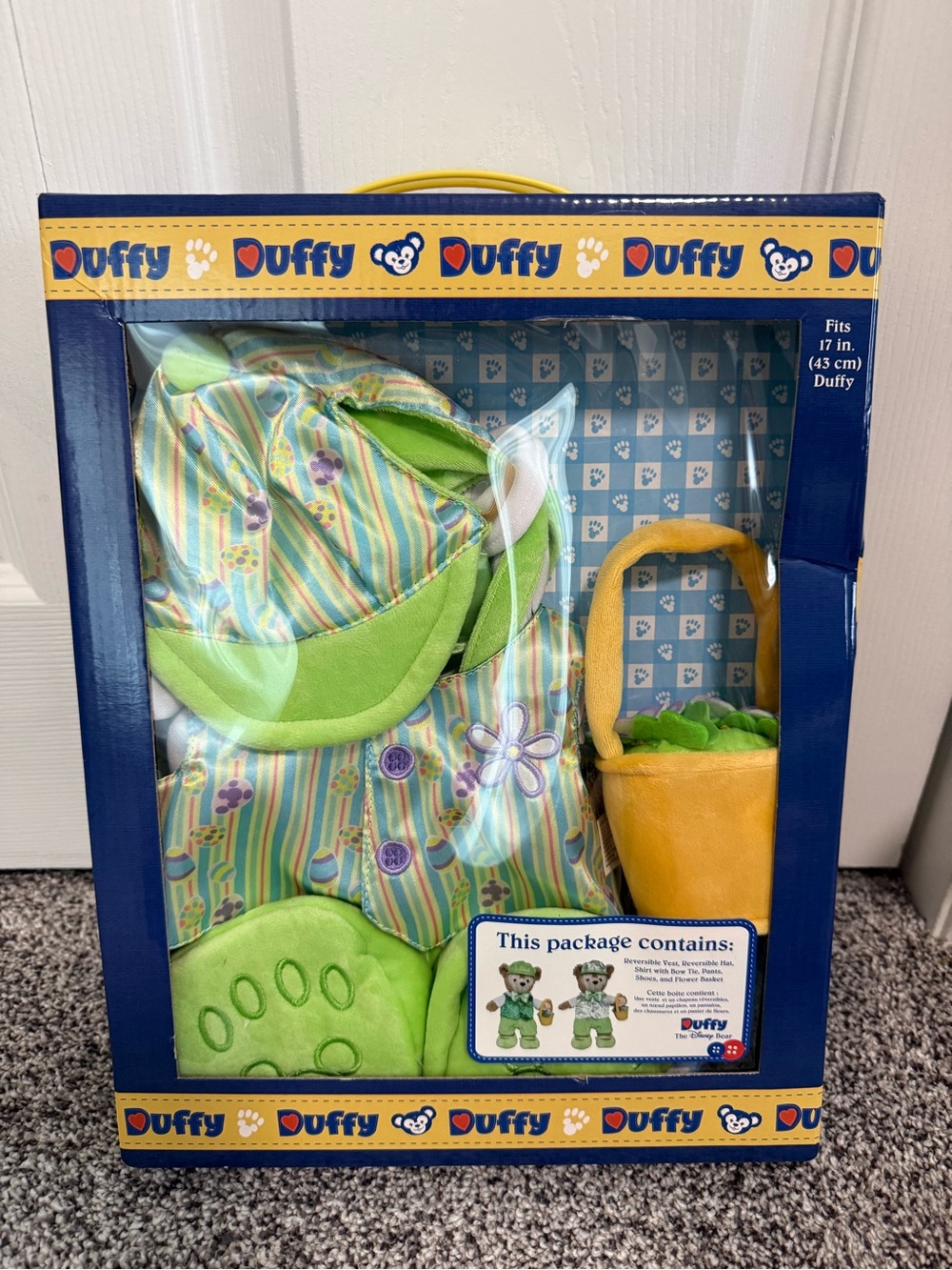 Disney Duffy Bear Spring Easter Boxed Outfit Set w/ Flower Basket - reversible